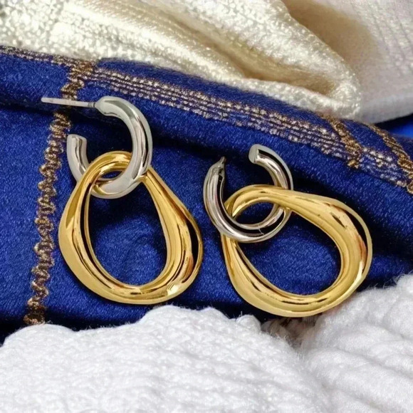 🆕️Versatile 2-in-1 Two-Tone 18K Gold Plated Stainless Steel Dainty Earrings ✨ - Picture 14 of 15